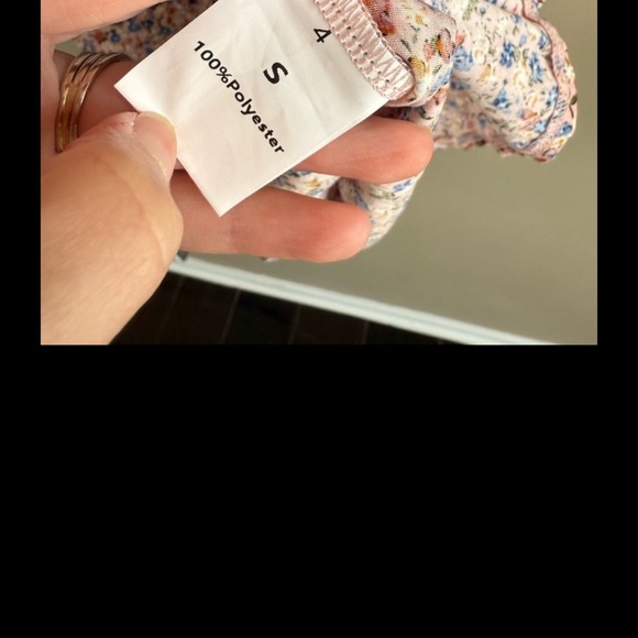 NWT Floral Print Women's Dress - Picture 7 of 8